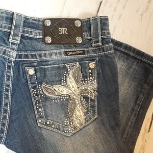 Miss Me Bermuda Shorts size 26 Dark wash